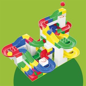 lionel blue comet train